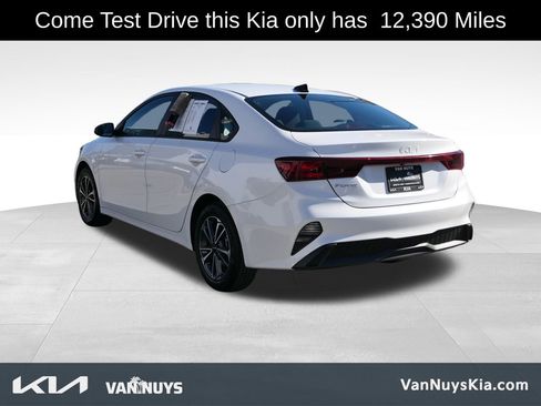 Used 2023 Kia Forte LXS image 5