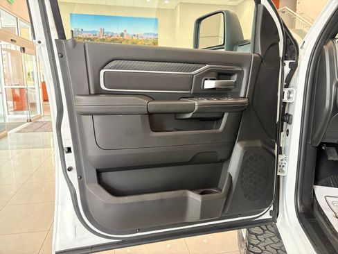 New 2026 RAM 3500 Big Horn AWD/4WD image 18