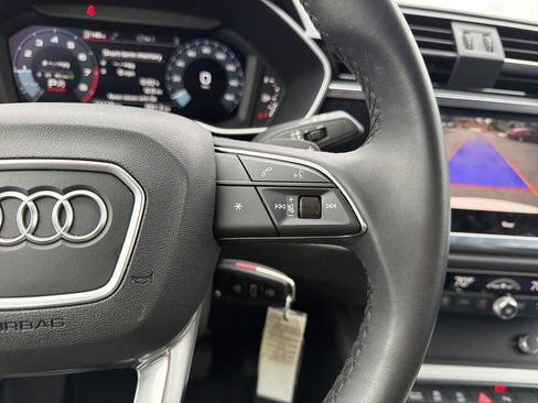 Used 2025 Audi Q3 2.0T Premium image 21