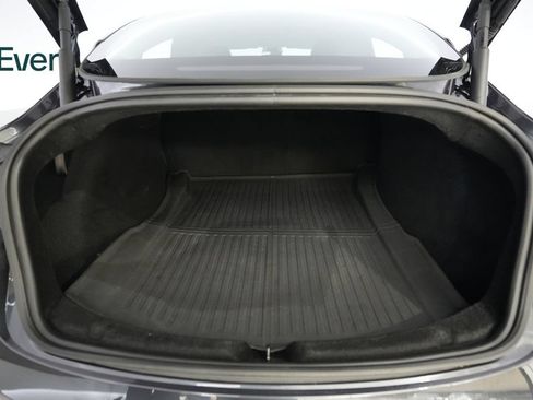 Used 2025 Tesla Model 3 Long Range RWD image 8