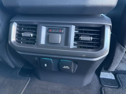 Used 2024 Ford F150 Lariat w/ Equipment Group 502A High image 16