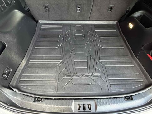 Used 2019 Ford Edge SEL w/ Equipment Group 201A image 84