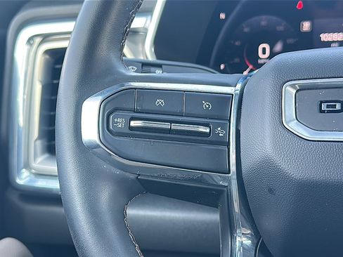 Used 2023 GMC Canyon Denali image 28