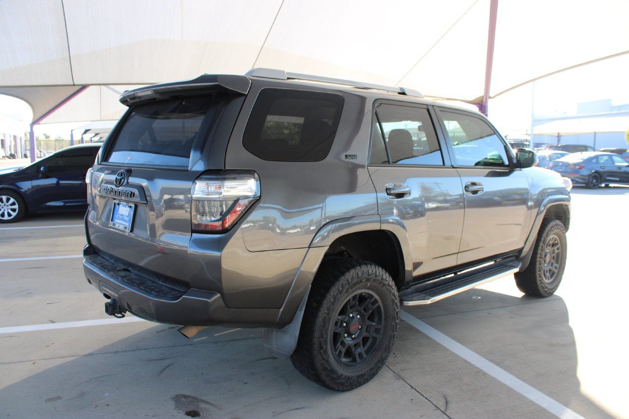Used 2018 Toyota 4Runner SR5 RWD image 6