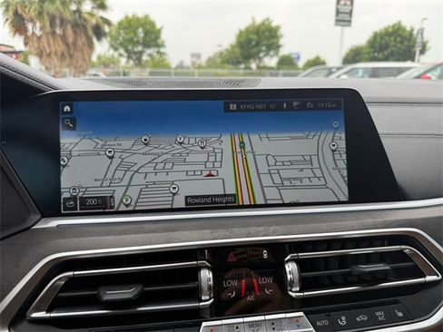 Used 2022 BMW X5 sDrive40i w/ M Sport Package image 19