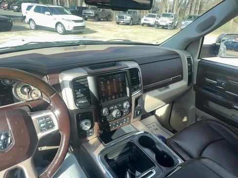 Used 2017 RAM 1500 Laramie Longhorn image 16