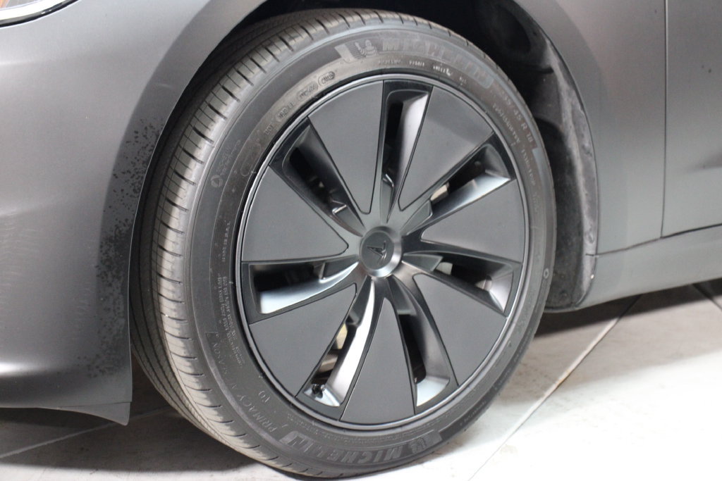Used 2025 Tesla Model 3 Long Range RWD image 35