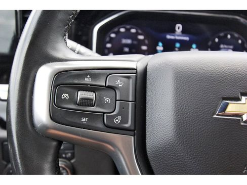 Used 2025 Chevrolet Silverado 1500 LT image 15