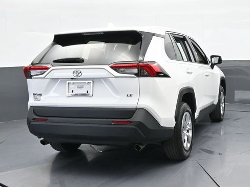Used 2023 Toyota RAV4 LE image 5