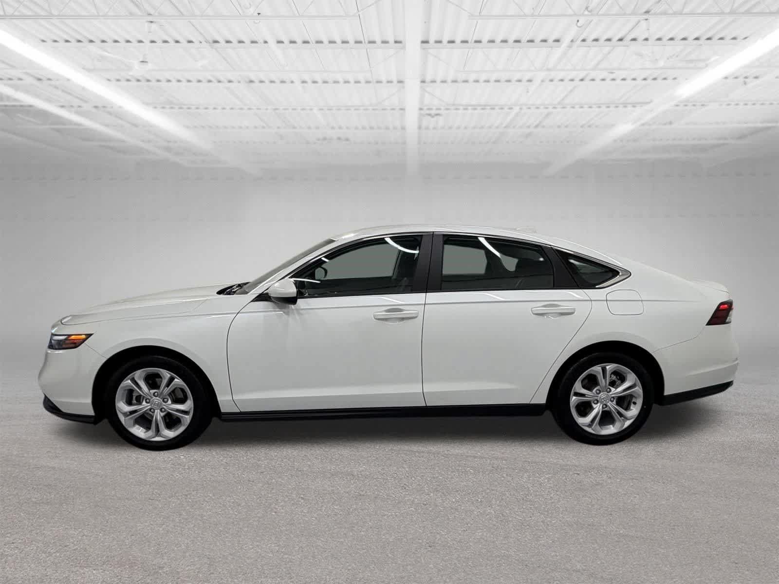 Used 2024 Honda Accord LX image 2
