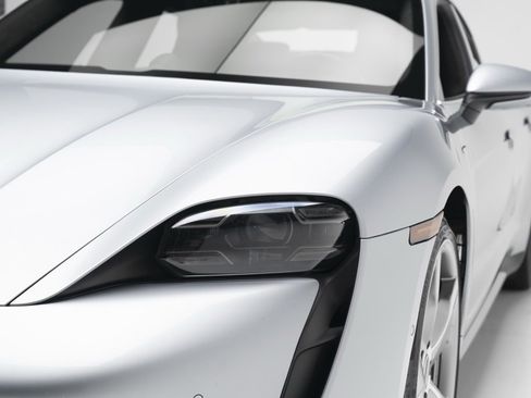 Used 2020 Porsche Taycan Turbo w/ Performance Package image 57