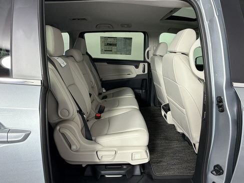 New 2026 Honda Odyssey EX-L image 30