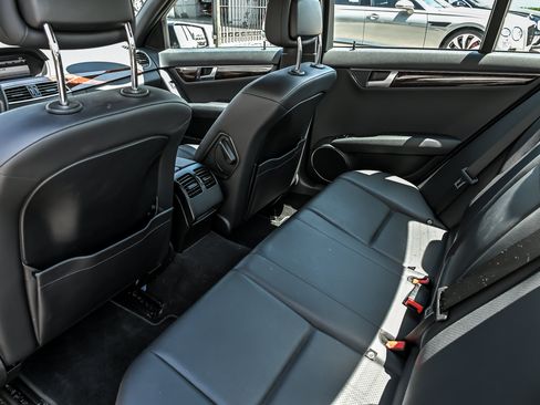 Used 2013 Mercedes-Benz C 300 4MATIC Sedan image 22