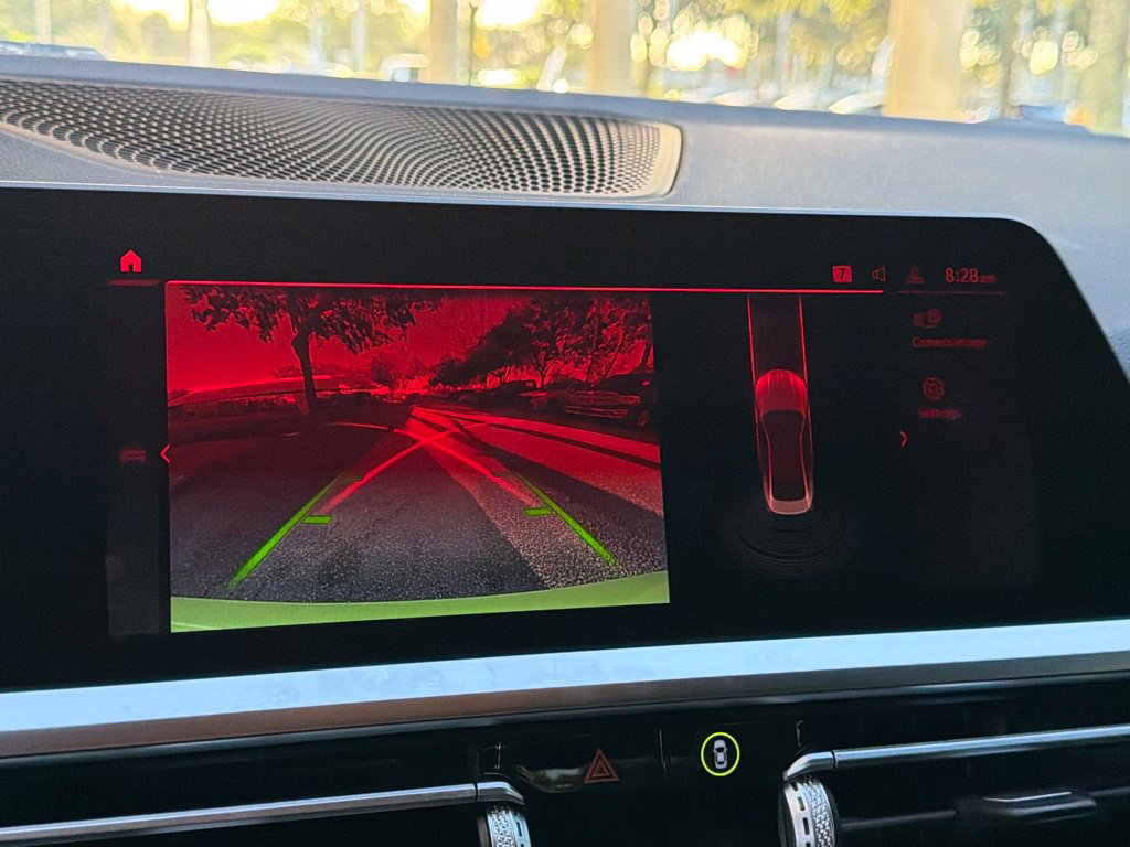 Used 2021 BMW M4 Competition w/ Executive Package RWD image 8