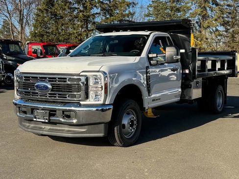 Used 2024 Ford F350 XLT image 7