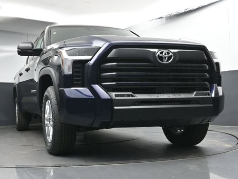 New 2026 Toyota Tundra SR5 AWD/4WD image 27