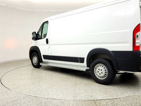 Used 2025 RAM ProMaster 2500 w/ U-Haul Equipment Group FWD image 7