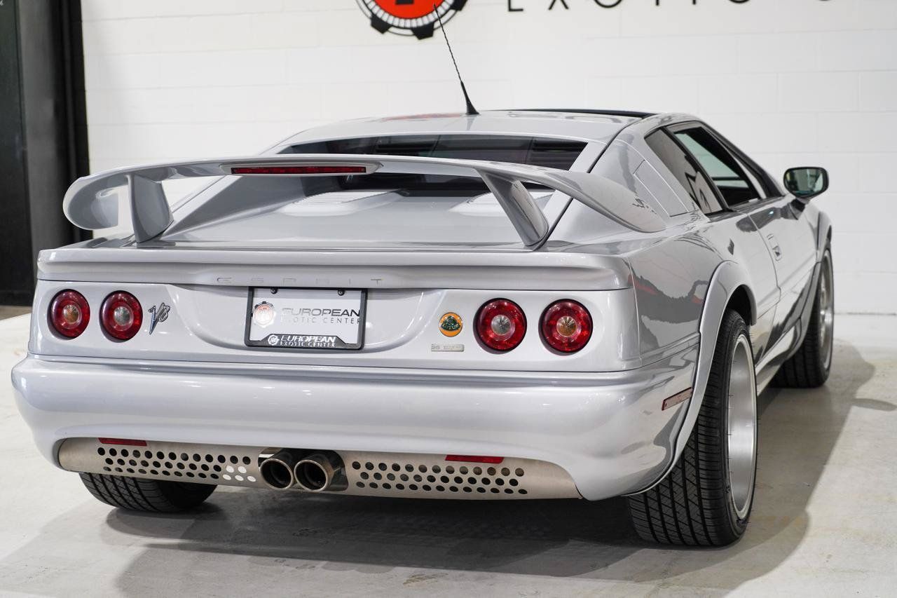 Used 2002 Lotus Esprit RWD image 37