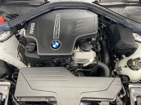 Used 2018 BMW 320i Sedan w/ Convenience Package image 16