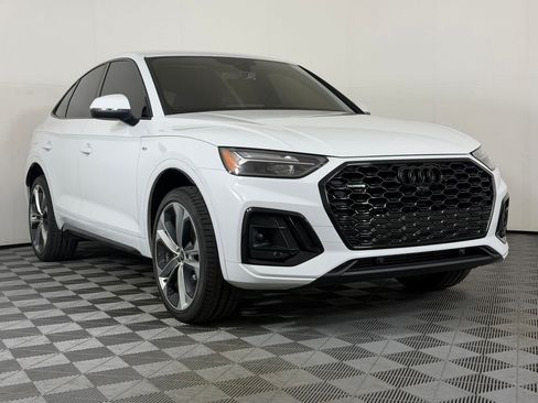 Certified 2023 Audi Q5 2.0T Premium Plus w/ Premium Plus Package AWD/4WD image 7