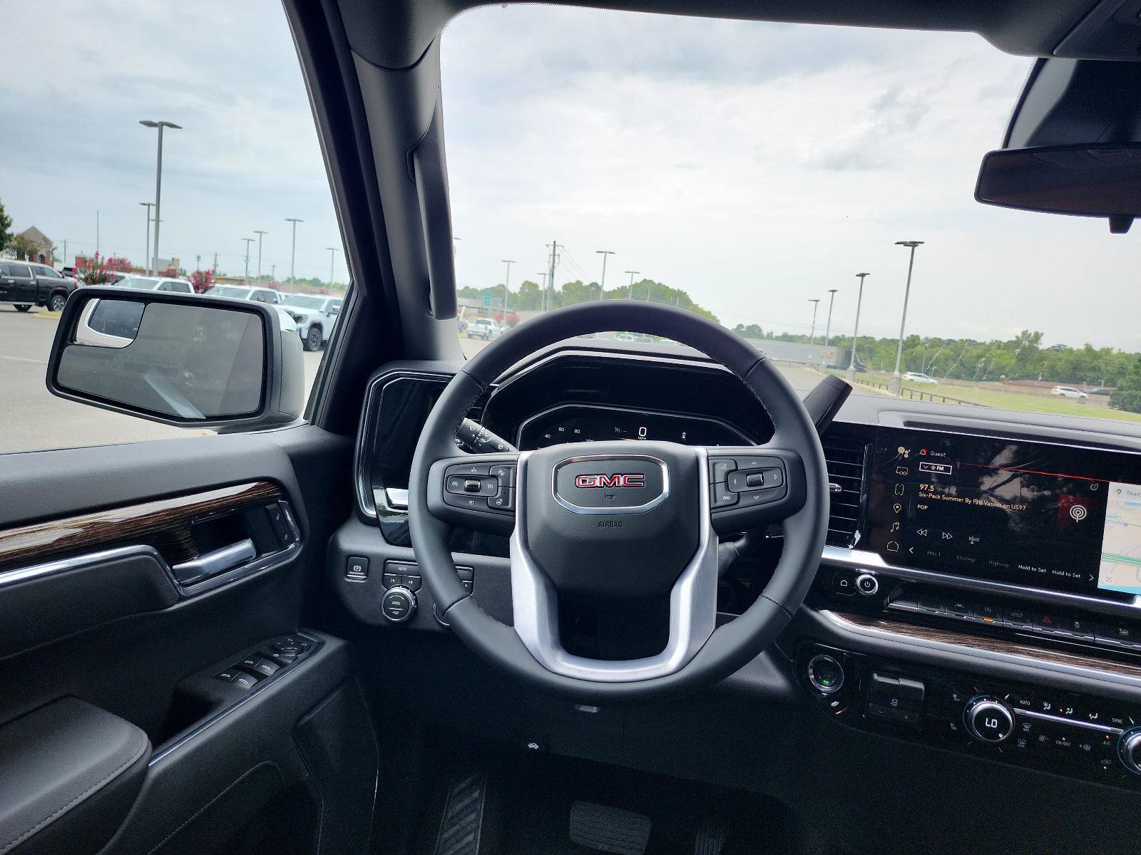 New 2026 GMC Sierra 1500 SLE AWD/4WD image 10