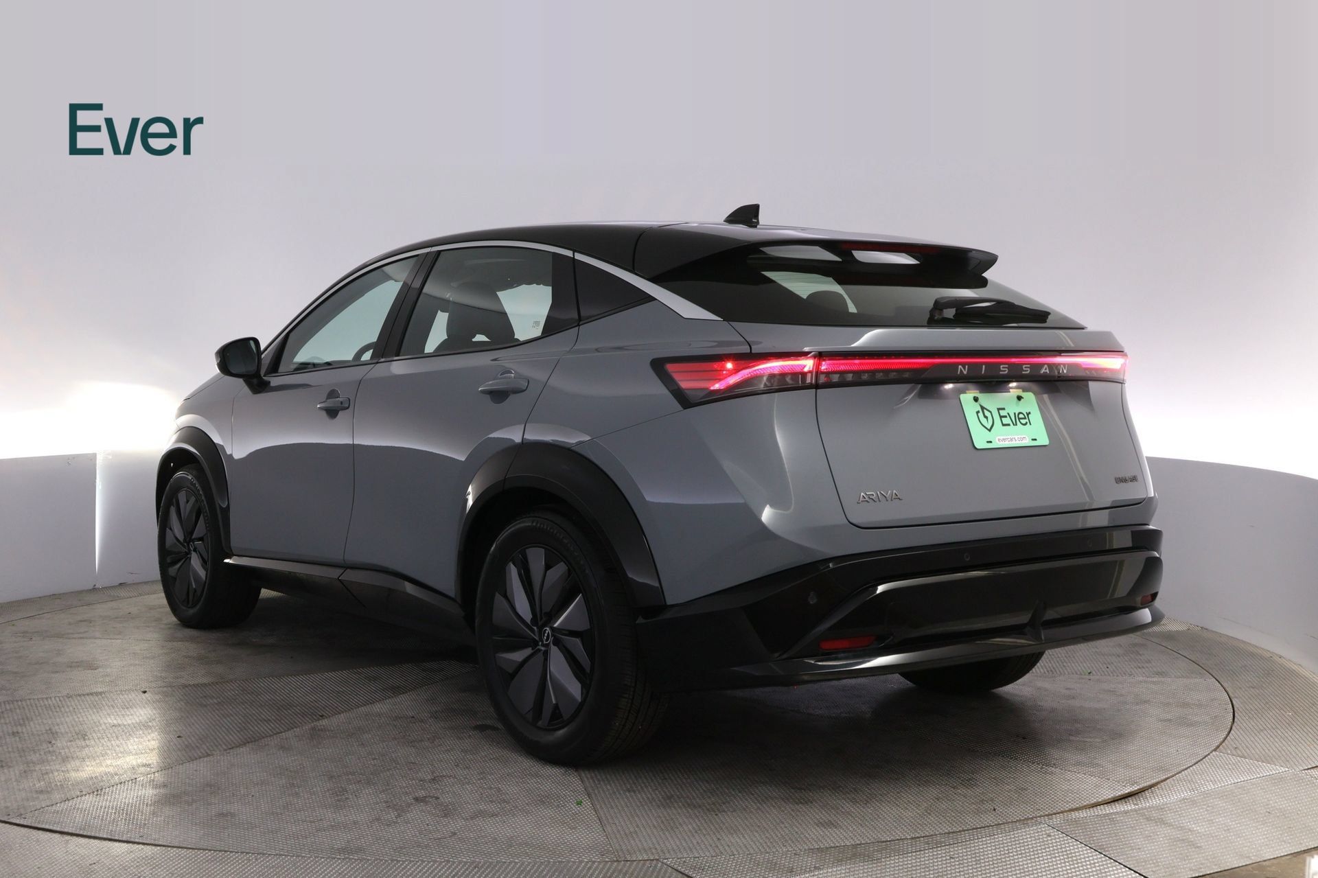 Used 2023 Nissan Ariya FWD image 17