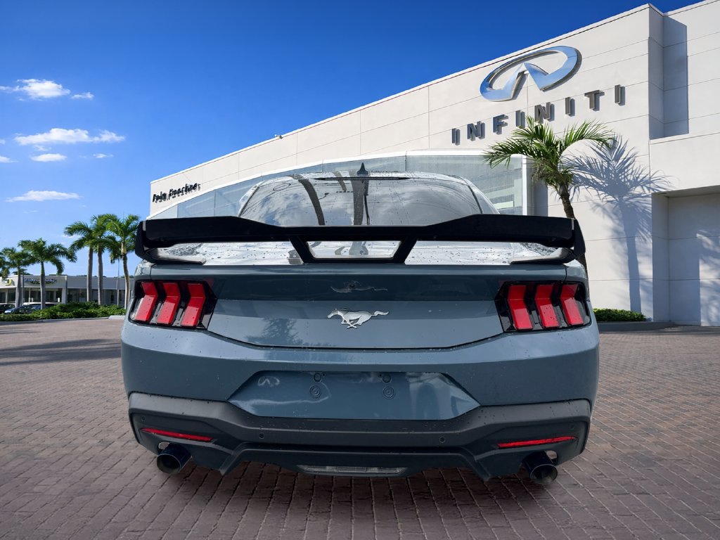 Used 2025 Ford Mustang Premium RWD image 6