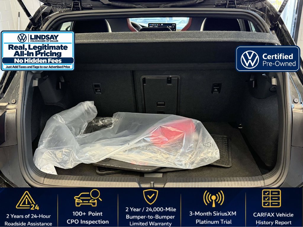 Certified 2025 Volkswagen GTI SE FWD image 15