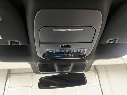 Used 2025 Ford F350 Lariat w/ Lariat Ultimate Package image 46