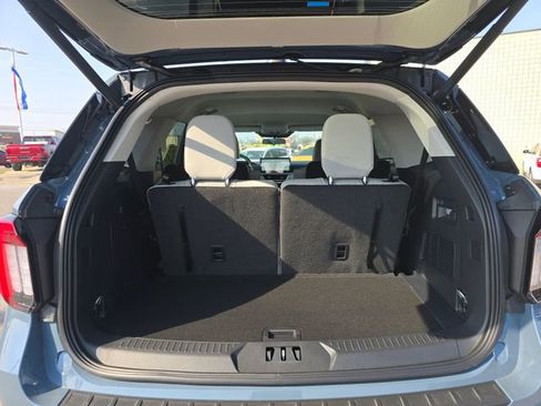 New 2026 Ford Explorer Active AWD/4WD image 7
