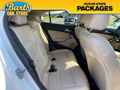 Used 2019 Mercedes-Benz GLA 250 4MATIC w/ Convenience Package image 11