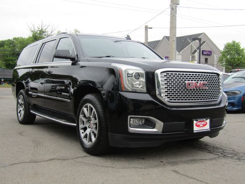 Used 2016 GMC Yukon XL Denali w/ Open Road Package AWD/4WD image 1