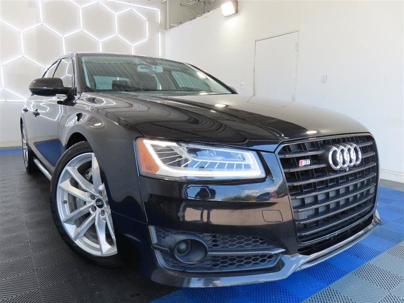 Used 2017 Audi S8 Plus AWD/4WD image 6