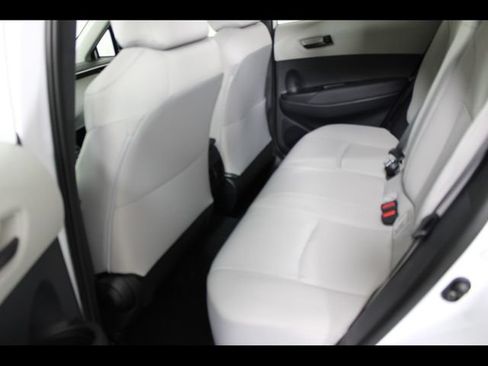Used 2026 Toyota Corolla Cross L AWD/4WD image 16