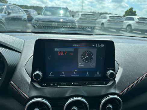 Used 2025 Nissan Sentra SR w/ SR Premium Package FWD image 12
