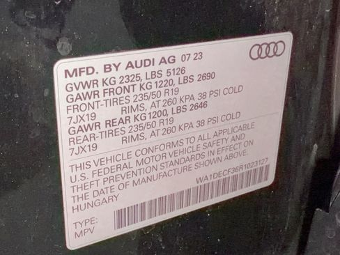Used 2024 Audi Q3 2.0T Premium AWD/4WD image 31