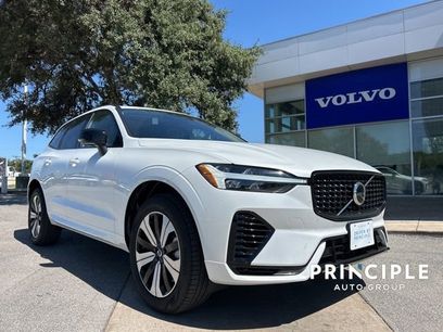 New 2025 Volvo XC60 T8 Core