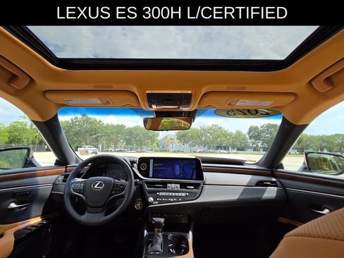 Used 2025 Lexus ES 300h w/ Premium Package FWD image 19