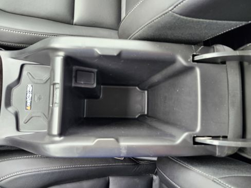 Used 2020 GMC Canyon SLT w/ Driver Alert Package image 25