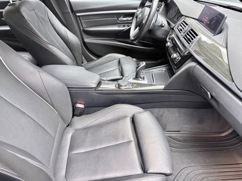 Used 2018 BMW 330i xDrive Sedan AWD/4WD image 12