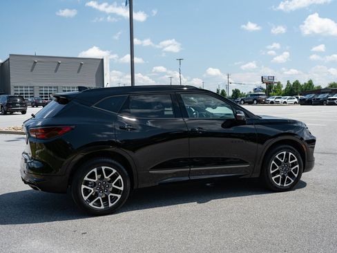 Used 2025 Chevrolet Blazer RS FWD image 10