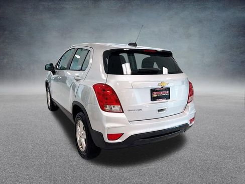 Used 2017 Chevrolet Trax LS image 9