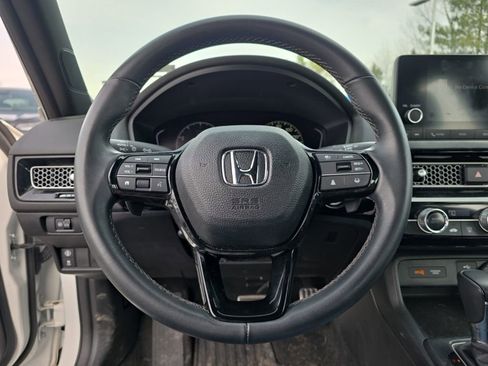 Used 2023 Honda Civic Sport image 13