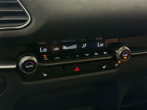 New 2025 MAZDA CX-30 Carbon image 26