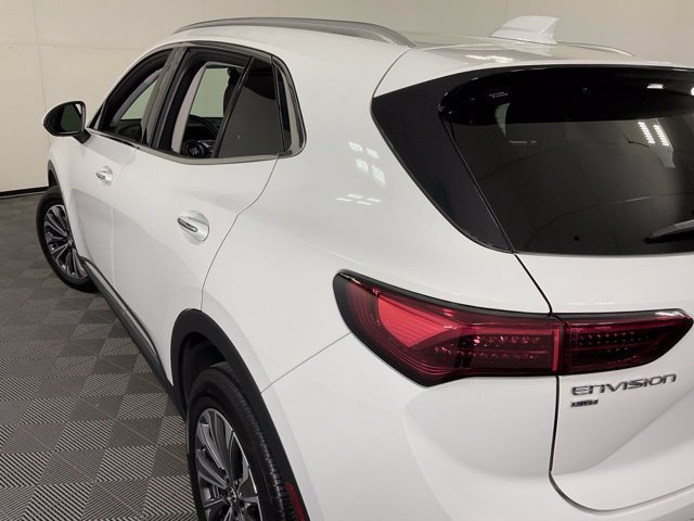 Used 2024 Buick Envision Preferred AWD/4WD image 39
