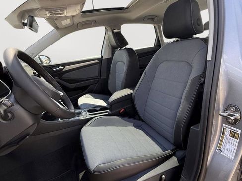 New 2025 Volkswagen Jetta SE image 10