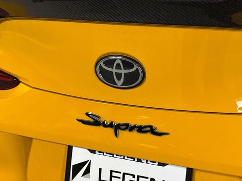 Used 2021 Toyota Supra image 11