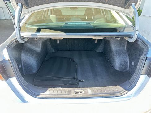 Used 2024 Nissan Altima 2.5 SV image 31