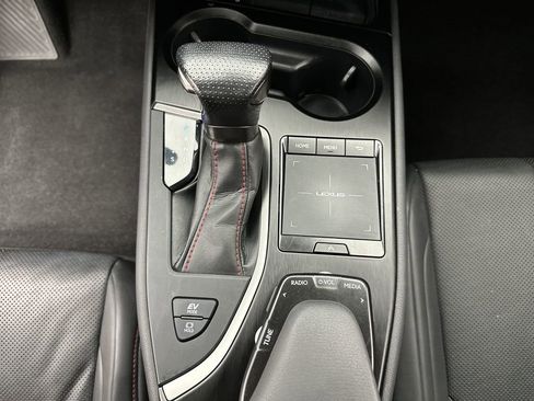 Used 2022 Lexus UX 250h F Sport w/ F Sport Premium Package AWD/4WD image 19