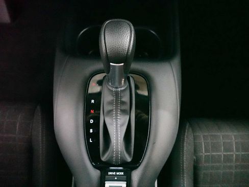 Certified 2025 Honda HR-V LX image 22